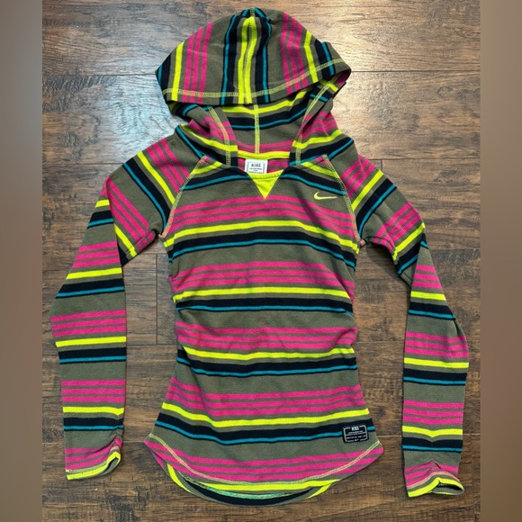 Girls Nike lightweight waffle knit hooded shirt, size medium - Picture 1 of 9
